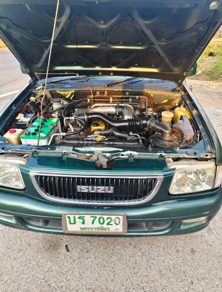 2002 Isuzu Faster Dragon Eyes III 2