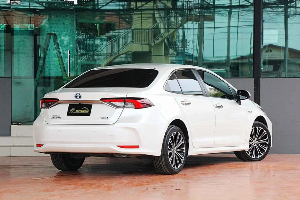 2020 Toyota Corolla Altis XII (E210) 3