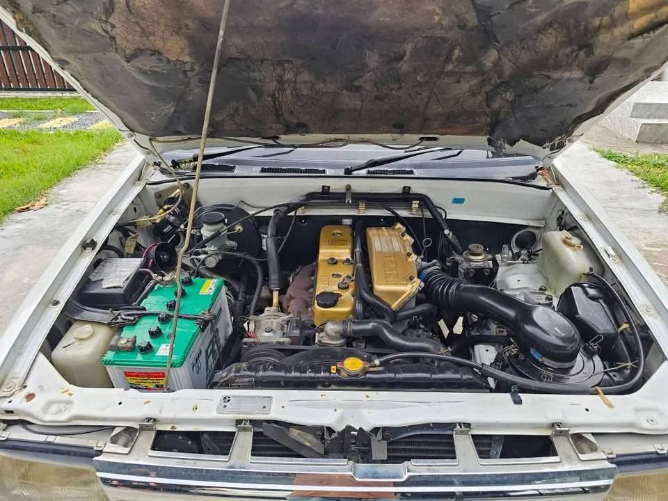 1992 Isuzu TFR III 3