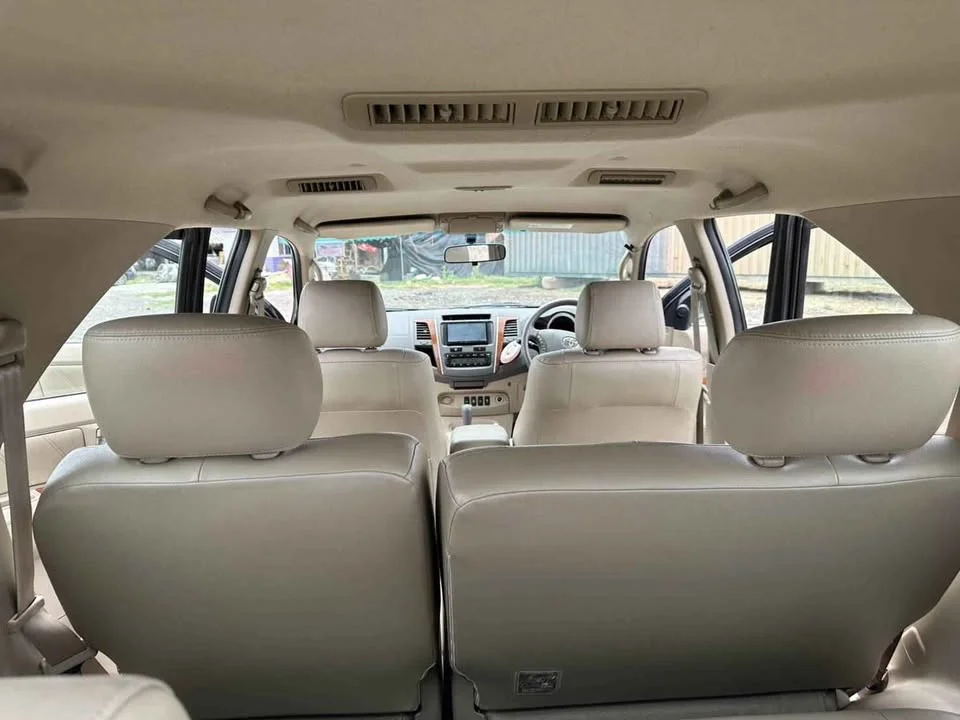 2009 Toyota Fortuner I 3