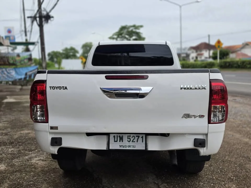 2016 Toyota Hilux VIII 3