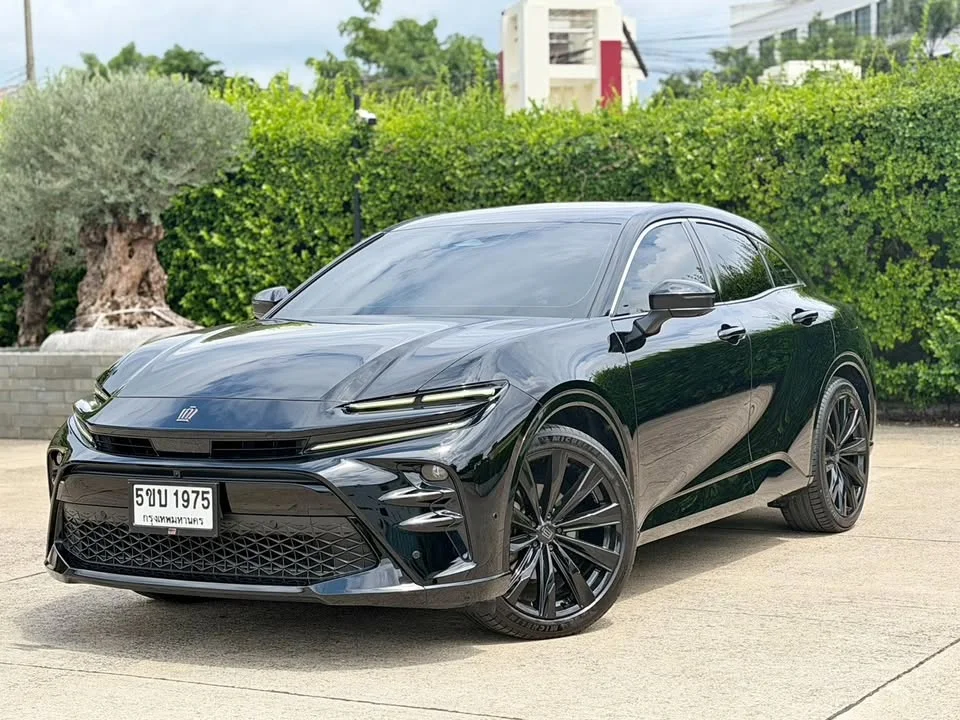 2024 Toyota Crown XVI (S235) 3