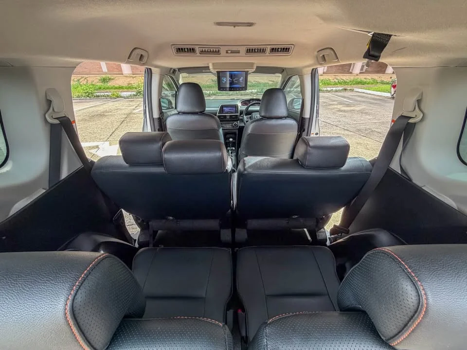2017 Toyota Sienta II 3