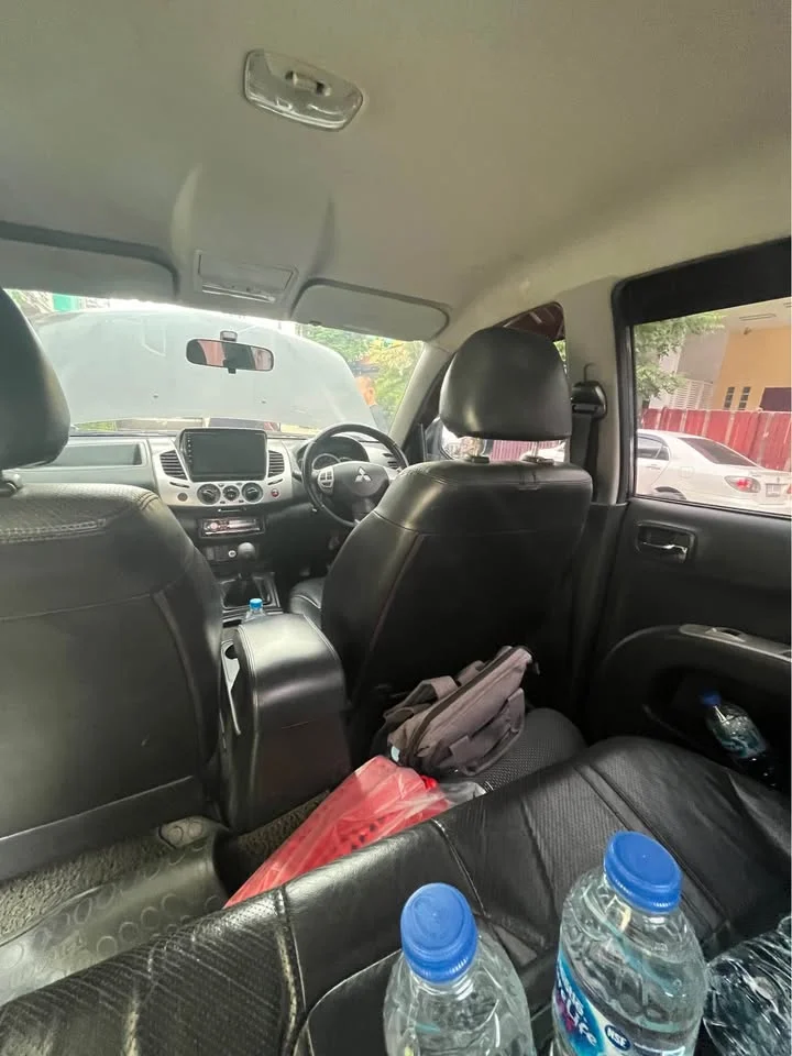2013 Mitsubishi Triton IV 3