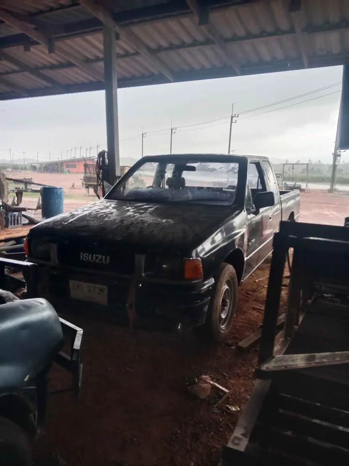1987 Isuzu TFR III 3