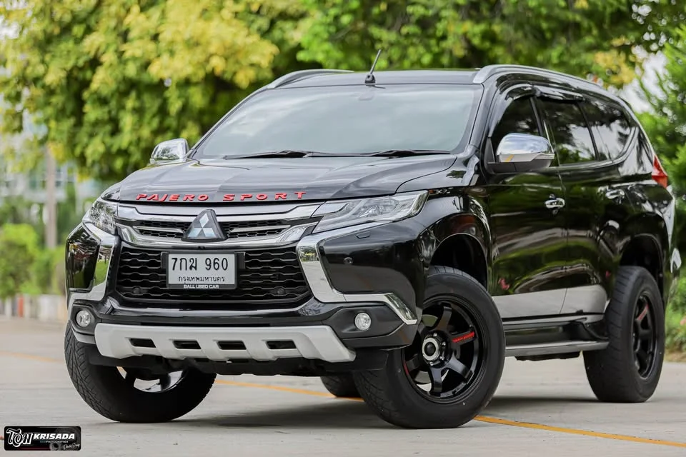 2018 Mitsubishi Pajero Sport III 3