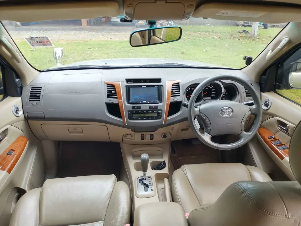 2008 Toyota Fortuner I 2