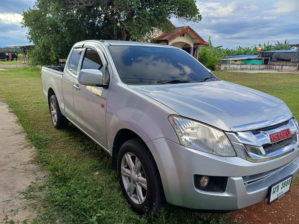 2013 Isuzu D-Max II (RT) 2