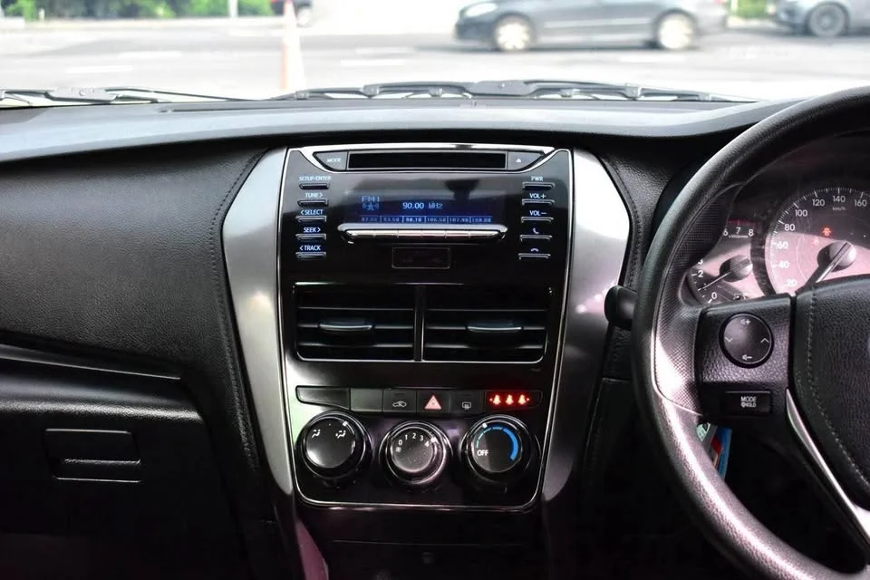 2022 Toyota Yaris ATIV III 2