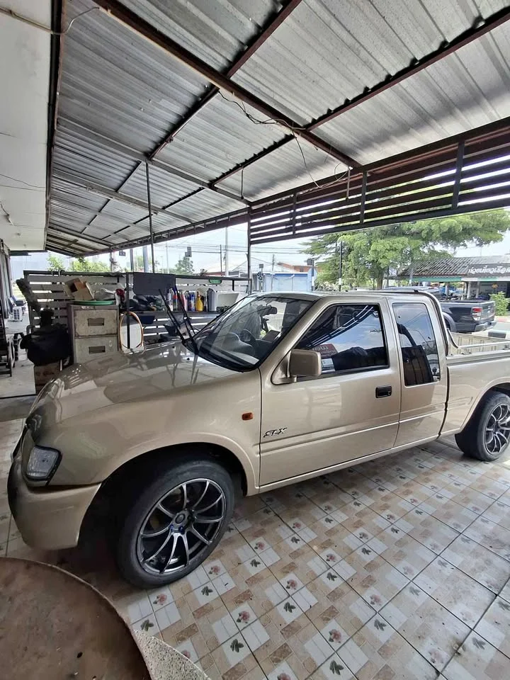 1998 Isuzu Faster Dragon Eyes III 3