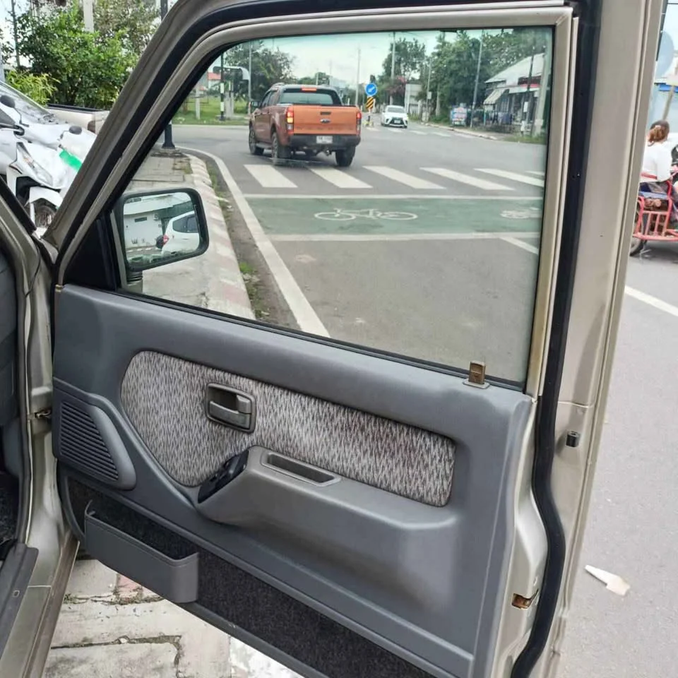 1998 Isuzu Faster Dragon Eyes III 2