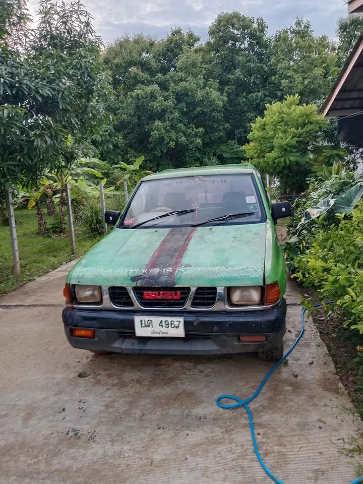 1994 Isuzu TFR III 3