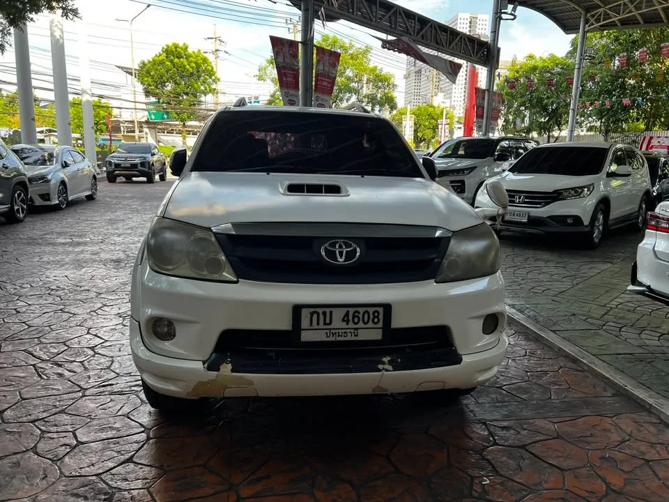 2008 Toyota Fortuner I 3