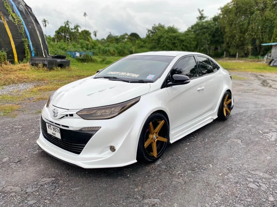 2019 Toyota Yaris III 2