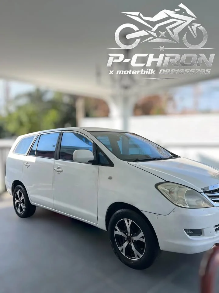 2005 Toyota Innova I 2