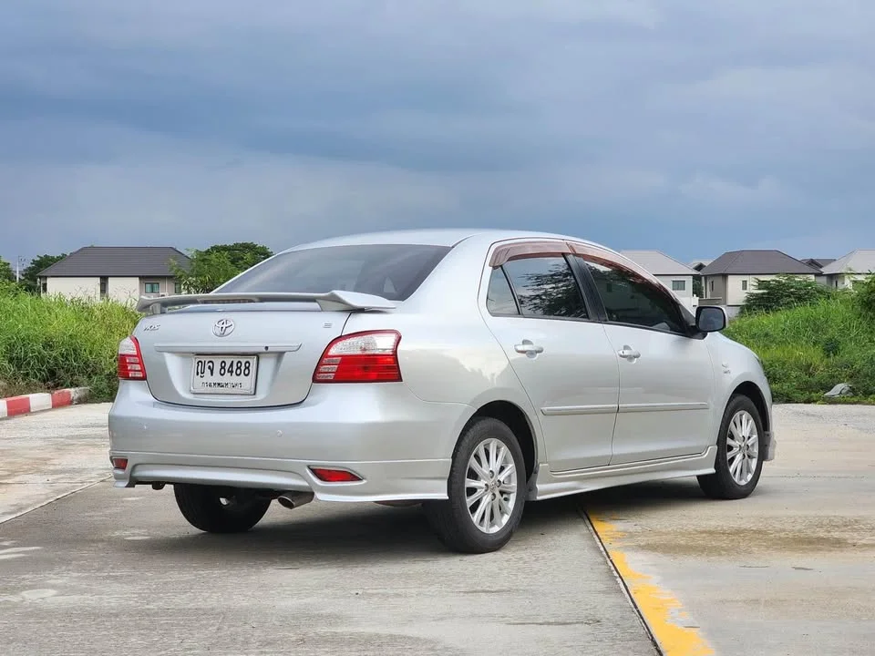 2010 Toyota Vios II 3