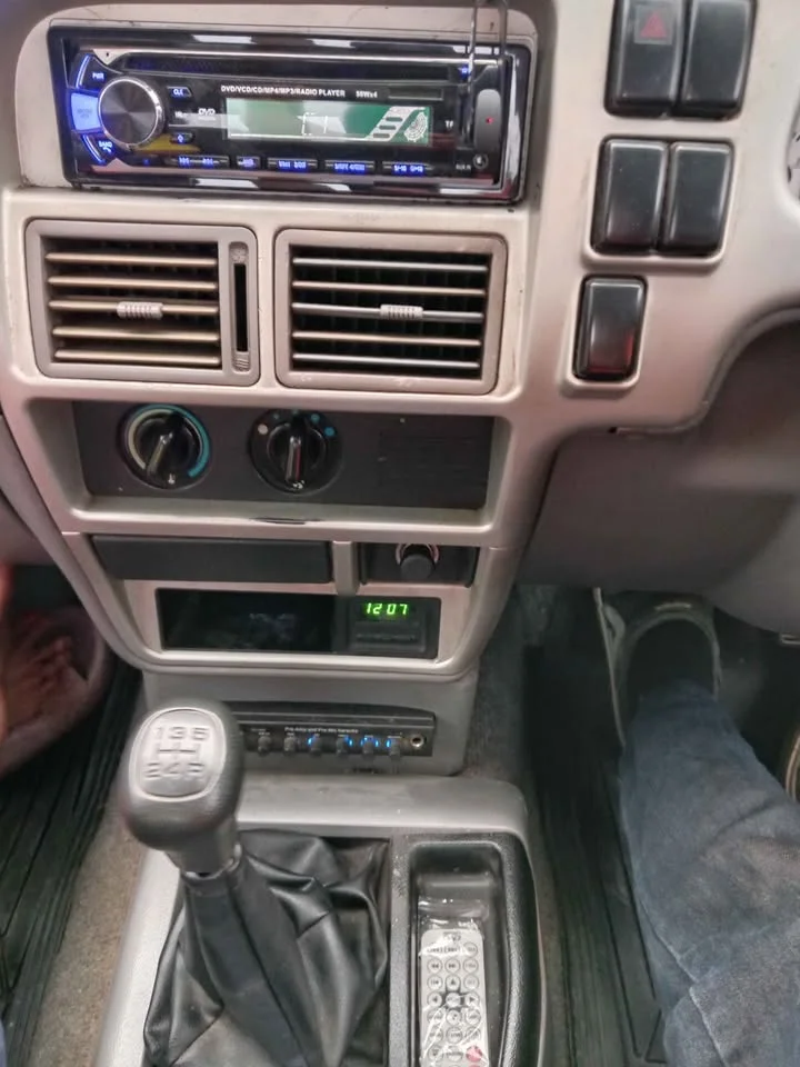 2002 Isuzu Faster Dragon Eyes III 2