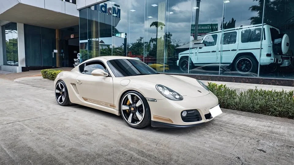 2010 Porsche Boxster and Cayman II 2