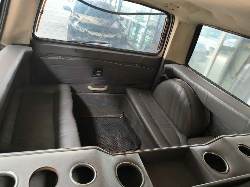 1990 Isuzu TFR III 3