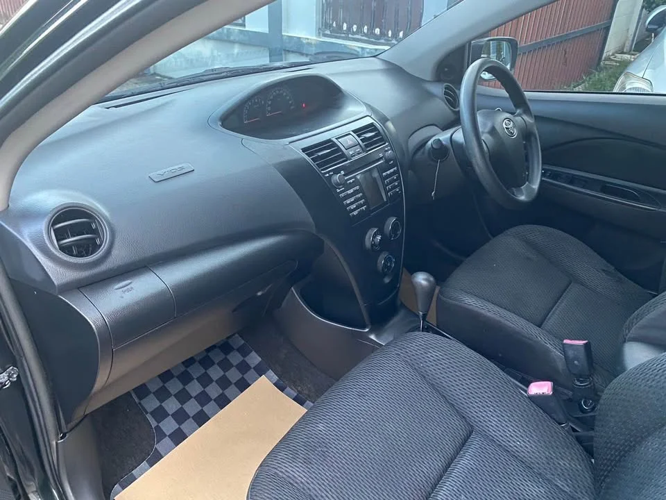 2010 Toyota Vios II 3