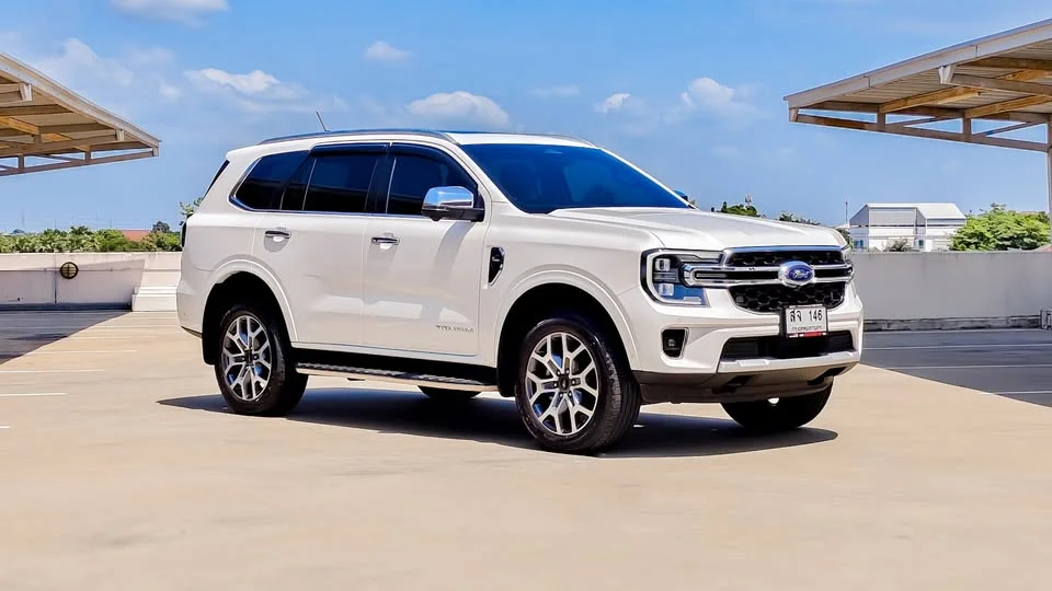 2023 Ford Everest III 3