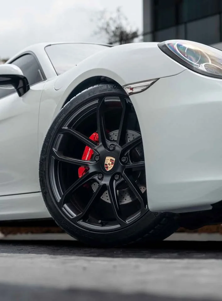 2013 Porsche Boxster and Cayman III 2