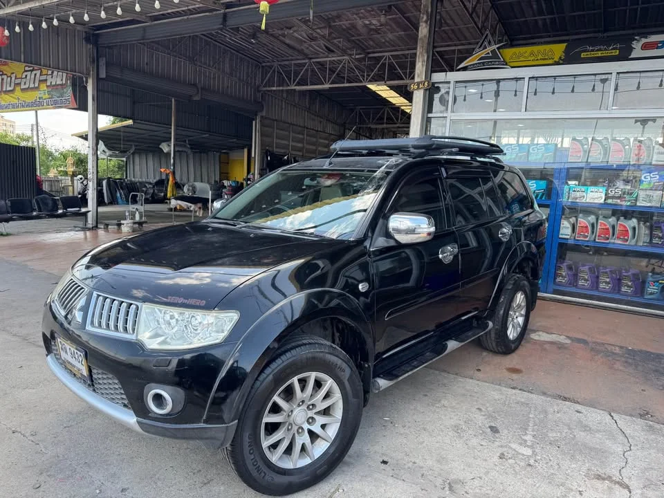 2012 Mitsubishi Pajero Sport II 2