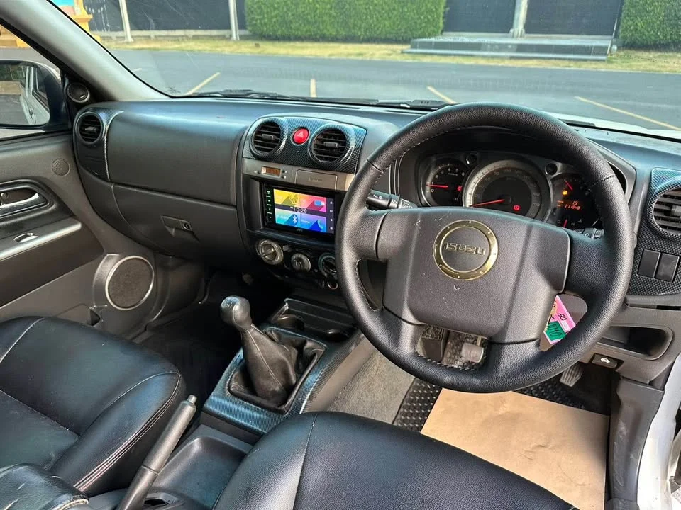 2010 Isuzu D-Max I 2