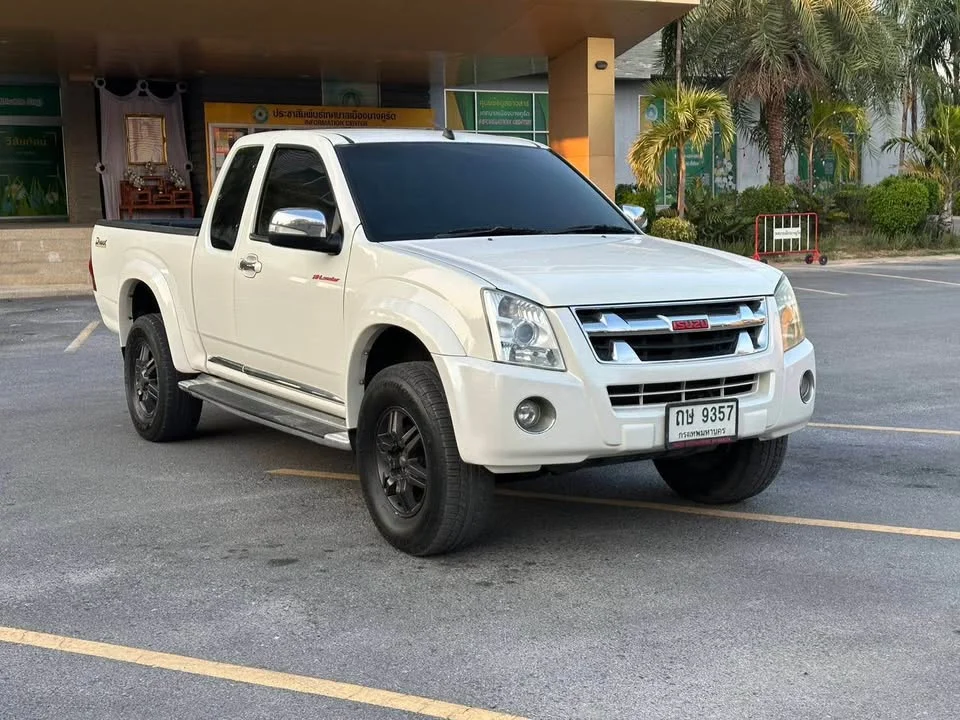 2010 Isuzu D-Max I 3