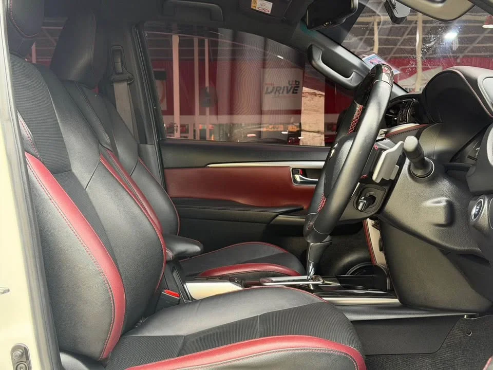 2022 Toyota Fortuner II 3