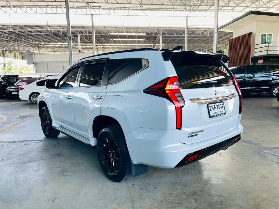 2022 Mitsubishi Pajero Sport III 3