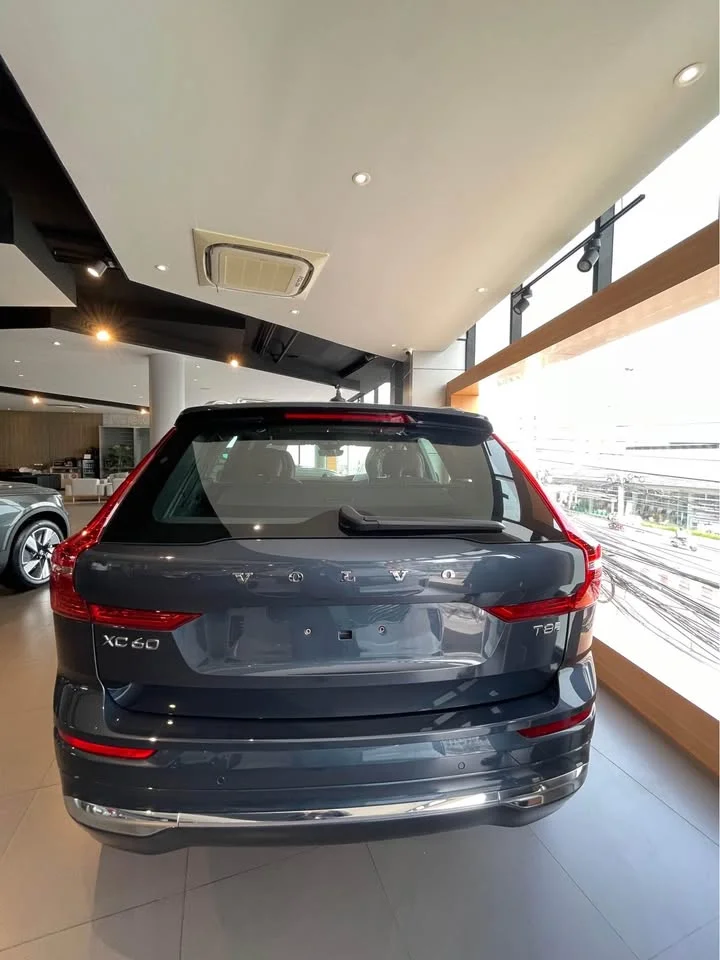 2025 Volvo XC60 II 2