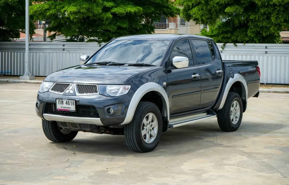 2012 Mitsubishi Triton IV 3