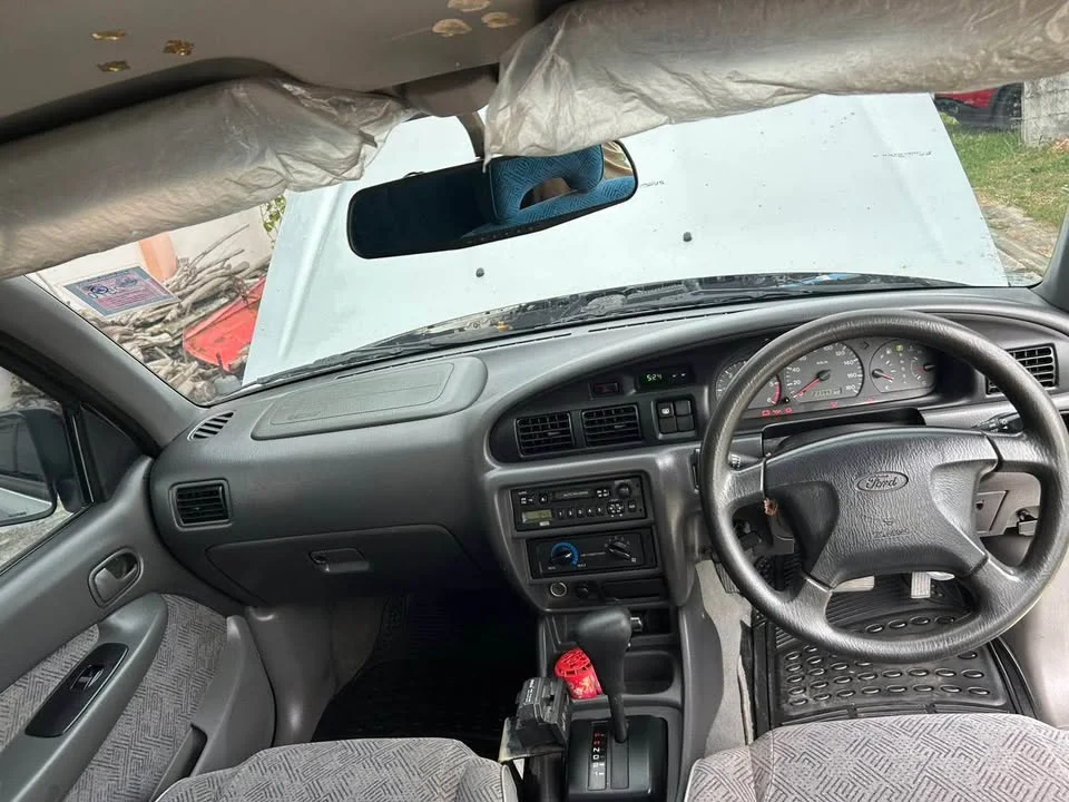 2002 Mazda 2500 Fighter V 2