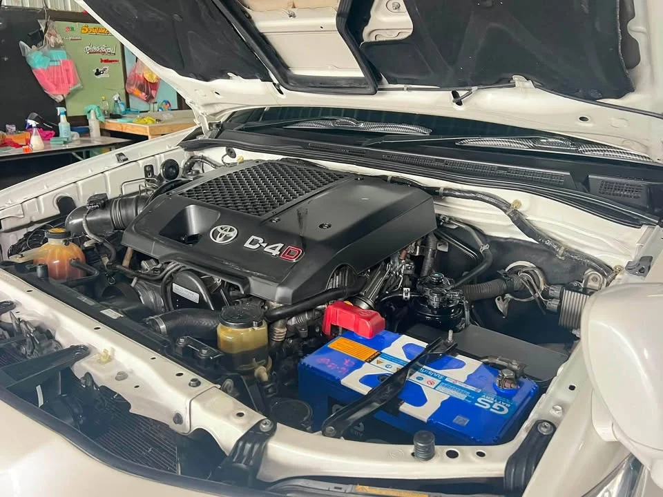 2014 Toyota Fortuner I 3