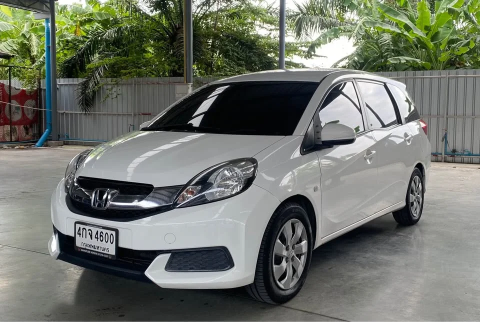2014 Honda Mobilio II 2