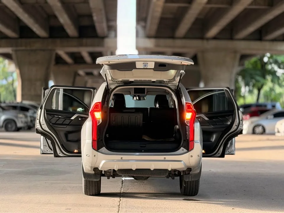 2016 Mitsubishi Pajero Sport III 2
