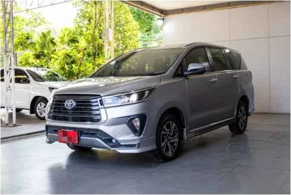 2022 Toyota Innova II 2