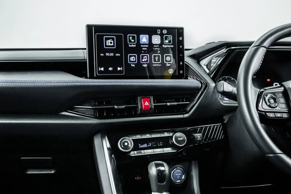 2025 Toyota Yaris Cross AC200 2