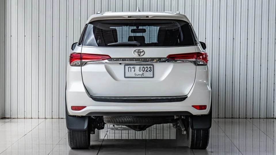 2019 Toyota Fortuner II 2