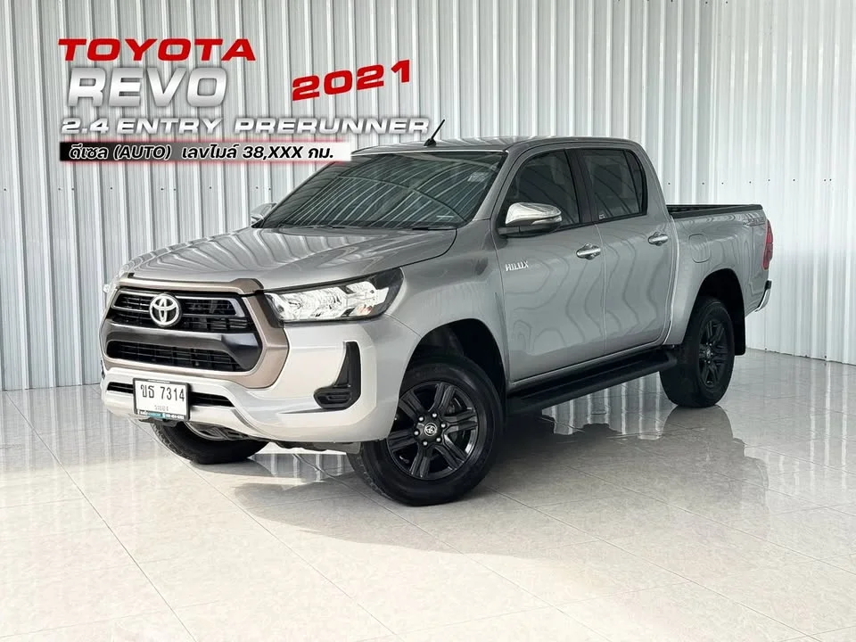 2021 Toyota Hilux VIII 2