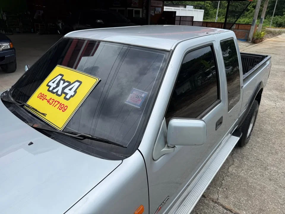 2000 Isuzu Faster Dragon Eyes III 2