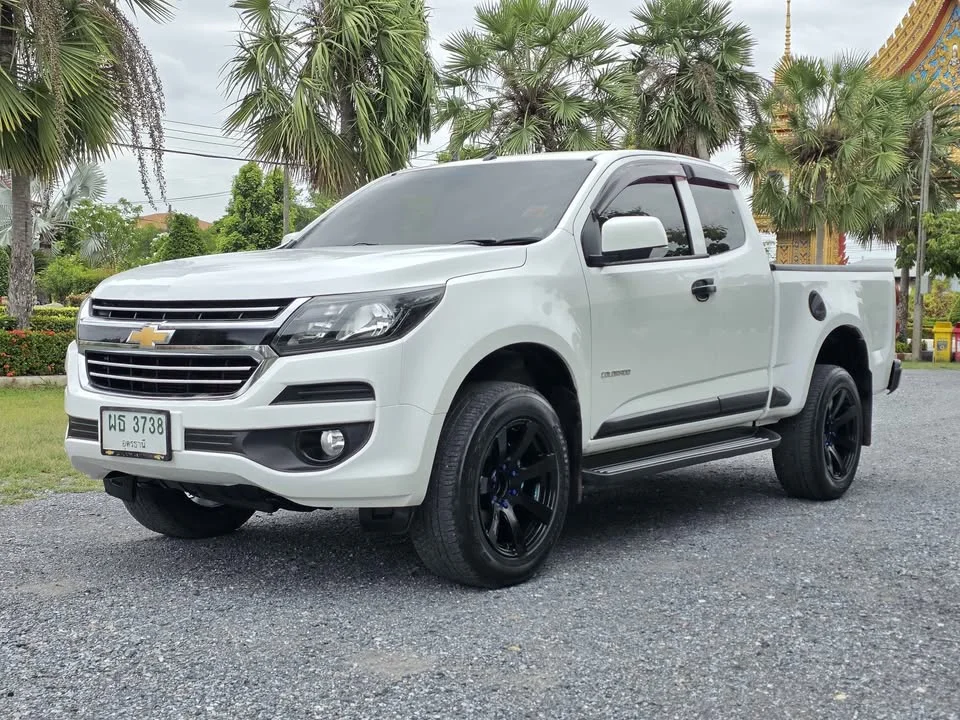 2018 Chevrolet Colorado II 3
