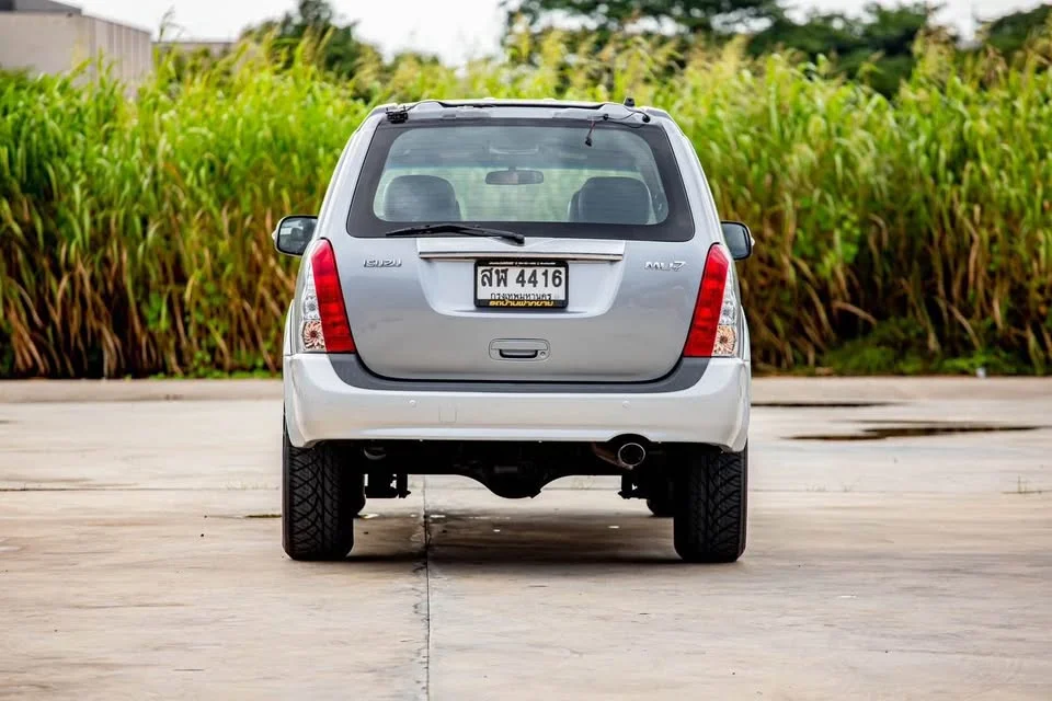 2006 Isuzu MU-7 2