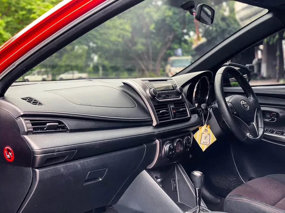 2016 Toyota Yaris III 3