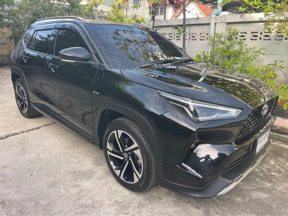 2024 Toyota Yaris Cross AC200 2