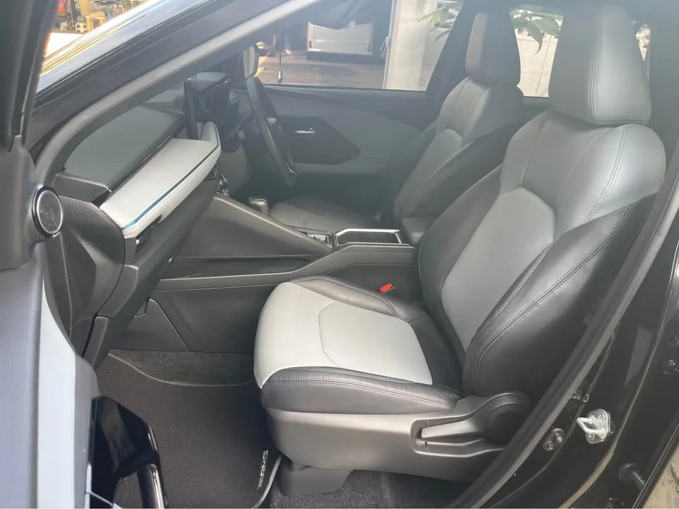 2024 Toyota Yaris Cross AC200 3