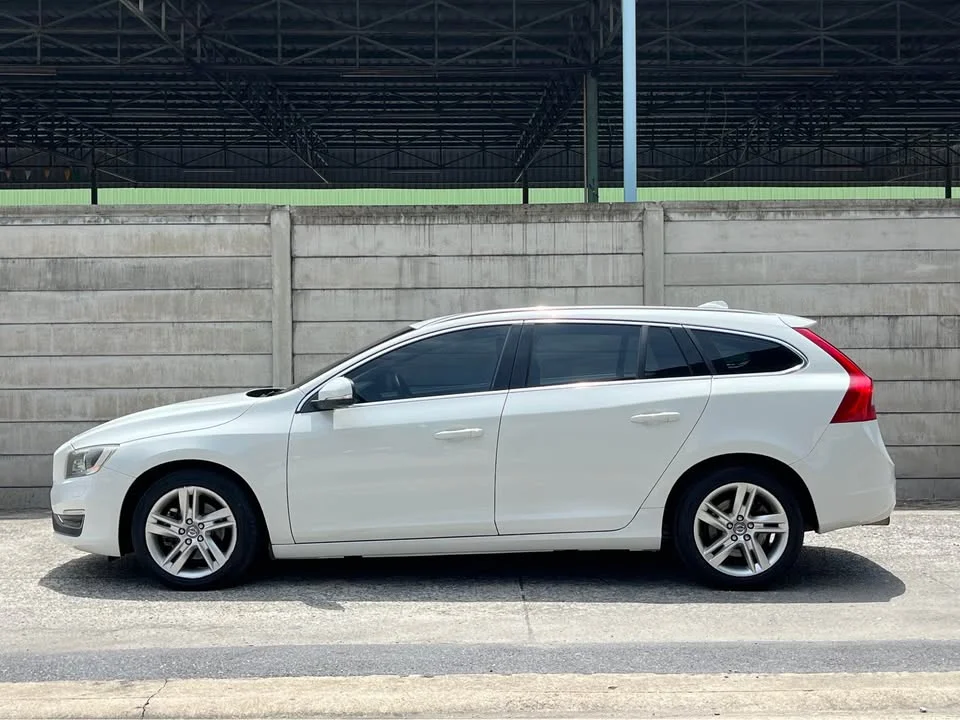 2015 Volvo V60 I 3
