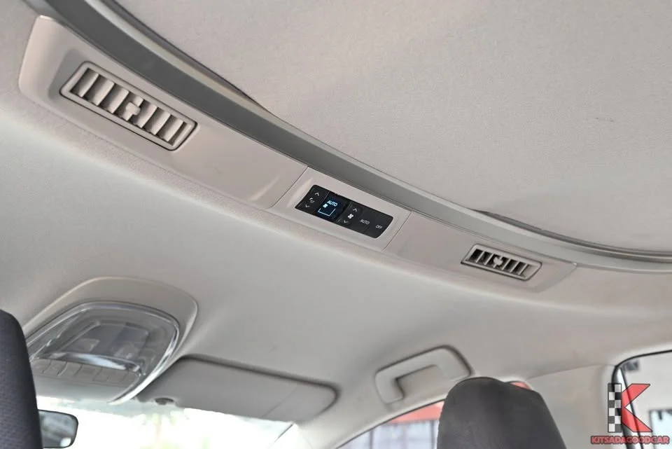 2022 Toyota Innova II 3