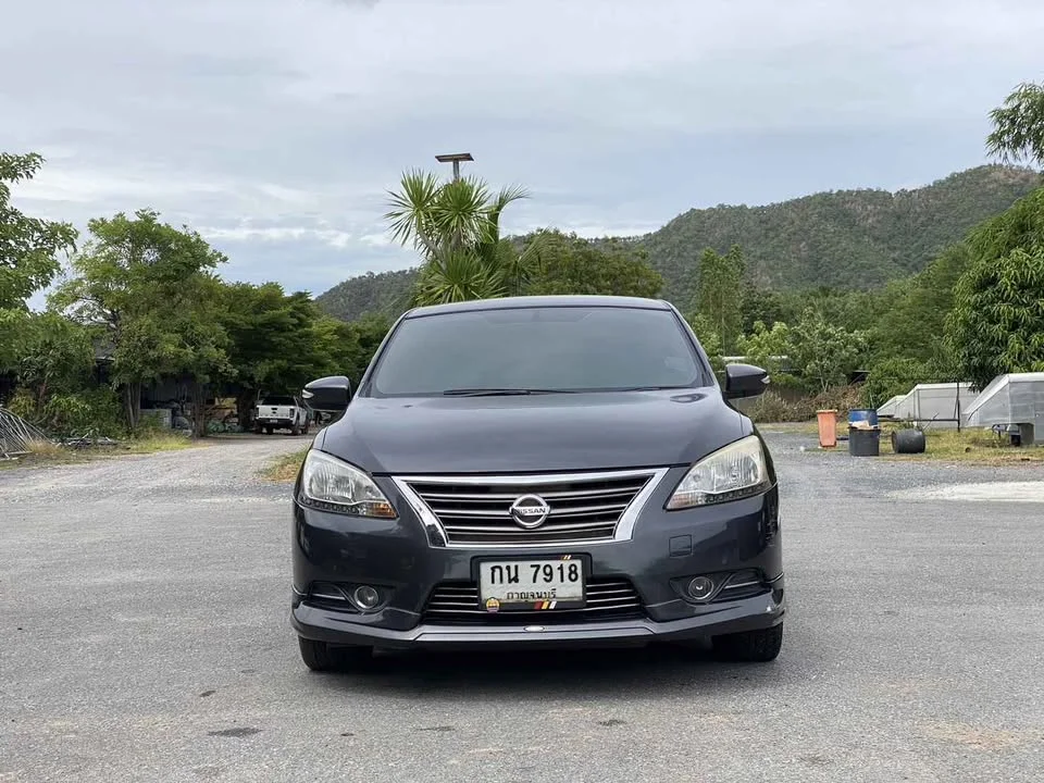 2012 Nissan Sylphy III (B17) 3